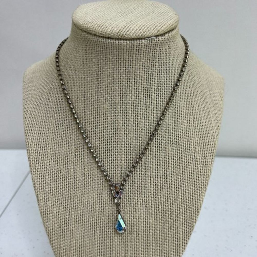 Vintage Rhinestone Necklace AB Silver Tone Chain Teardrop Faceted Chain Used, se
